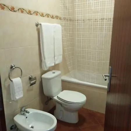 Ares Vieira 维埃拉·多米尼奥